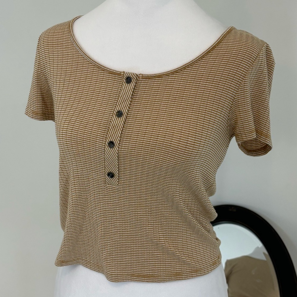 American Eagle Half Button Down Short Sleeve